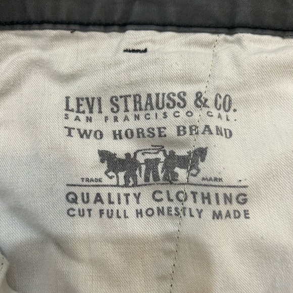 Levi's Gray Flat Front Chino Shorts - Picture 9 of 9